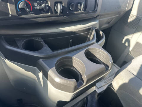 2016 Ford E-Series E-350 SD