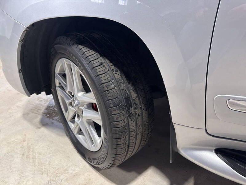 2014 Lexus LX 570