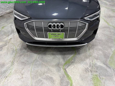 2019 Audi e-tron quattro Premium Plus