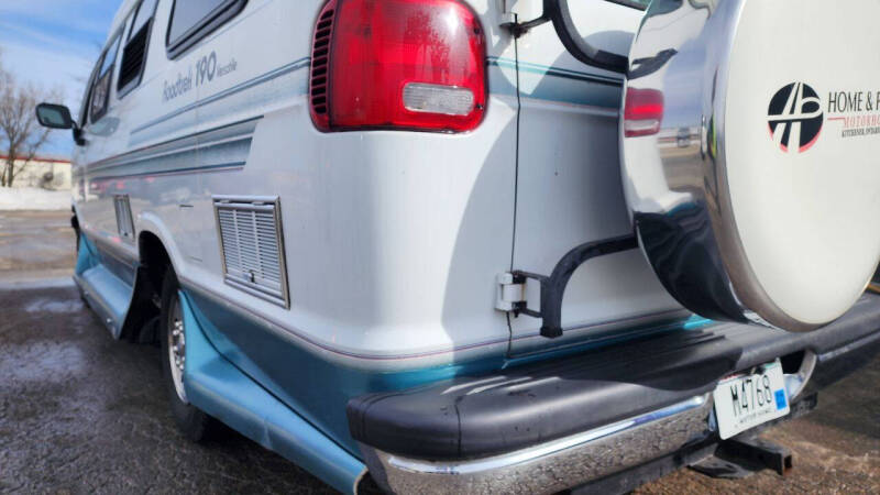 1996 Roadtrek 190 Versatile