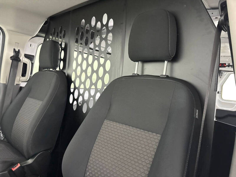 2025 Ford Transit