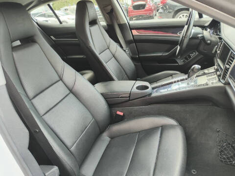 2013 Porsche Panamera