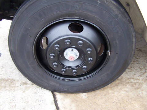 2002 Freightliner FL70