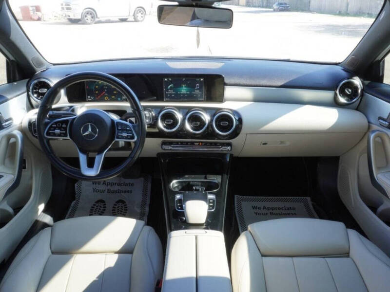 2019 Mercedes-Benz A-Class A 220