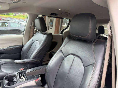 2017 Chrysler Pacifica