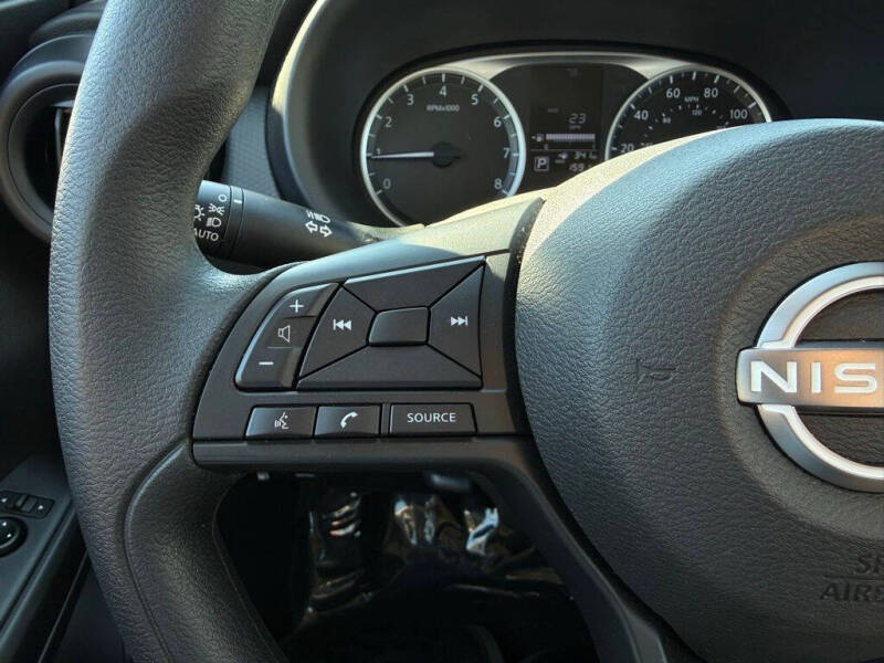 2025 Nissan Kicks Play S