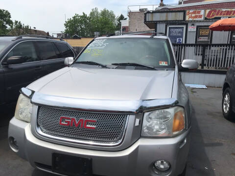 2005 GMC Envoy for sale at Chambers Auto Sales LLC in Trenton NJ