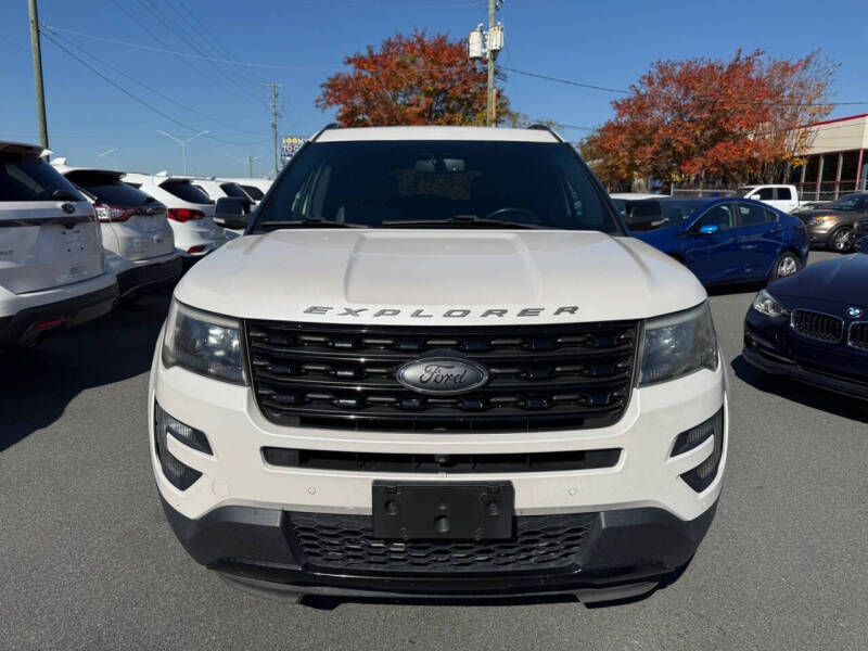 2016 Ford Explorer Sport
