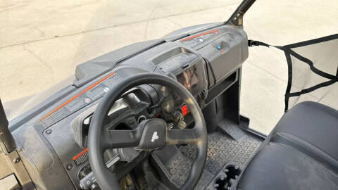 2024 Segway UT10 CREW