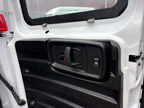 2024 GMC Savana 2500