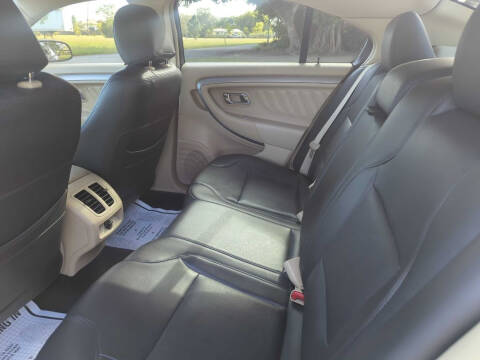 2016 Ford Taurus SEL