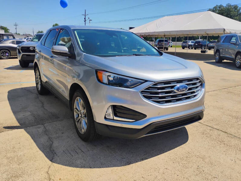 2024 Ford Edge Titanium