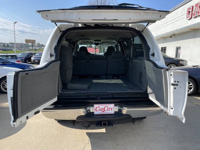 2003 Ford Excursion XLT