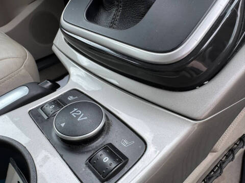 2015 Ford C-MAX Hybrid SEL