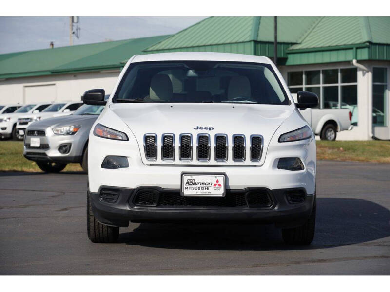 2017 Jeep Cherokee Sport