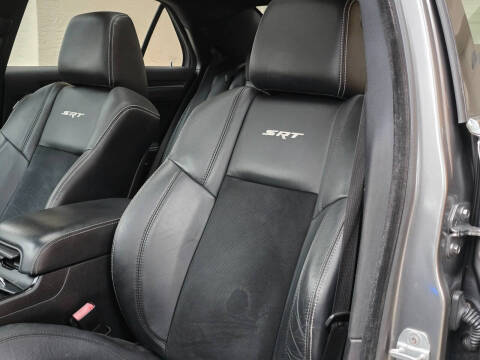 2012 Chrysler 300 SRT8