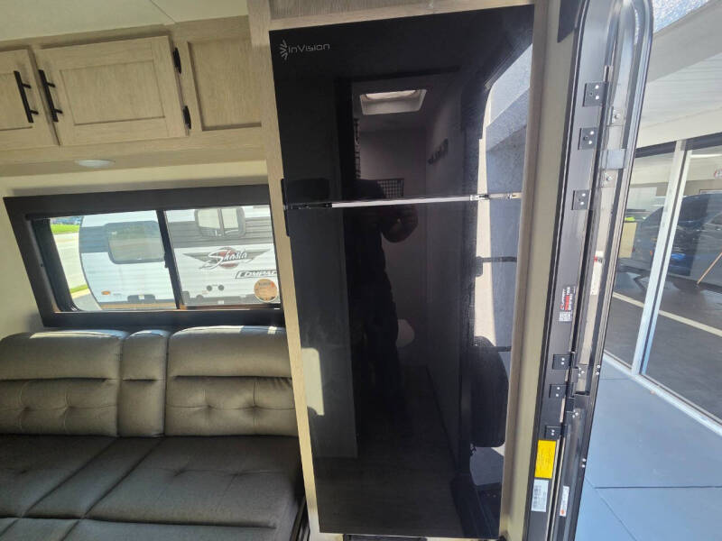 2024 Forest River SHASTA OASIS TRAILER