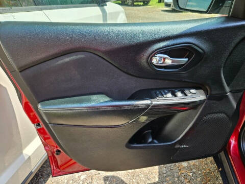 2014 Jeep Cherokee Sport