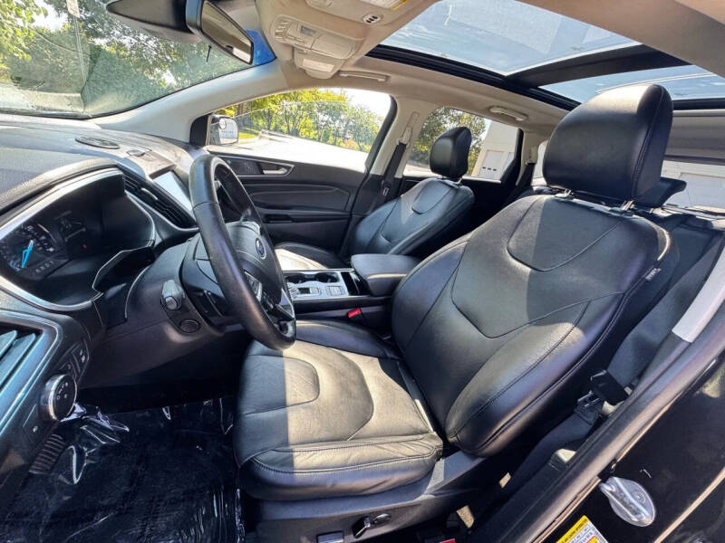 2019 Ford Edge Titanium