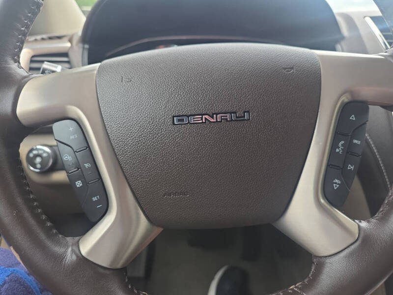 2016 GMC Acadia Denali