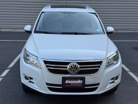 2011 Volkswagen Tiguan SE 4Motion