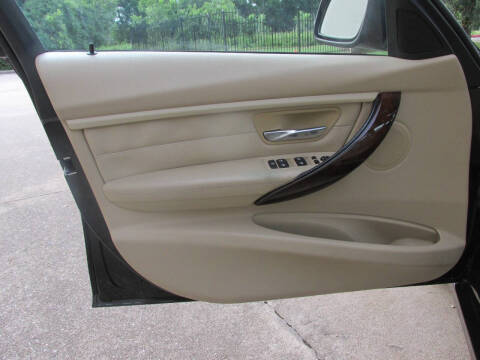 2013 BMW 3 Series 328i