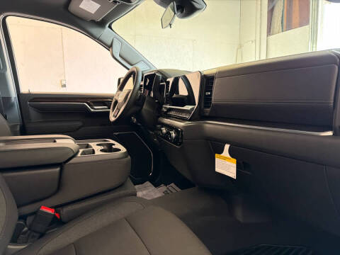 2026 GMC Sierra 1500 Elevation Standard