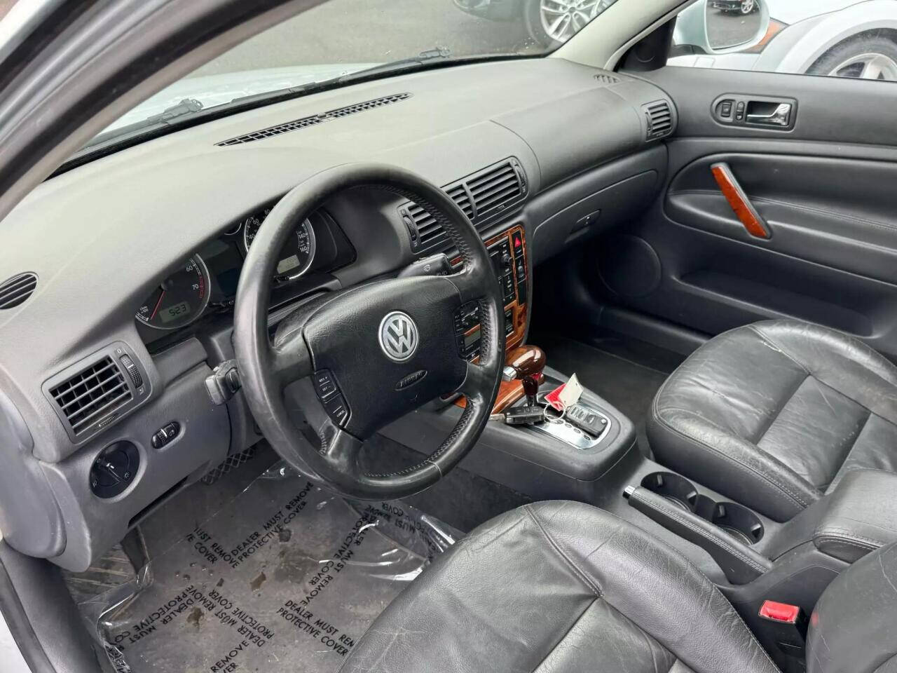 2005 Volkswagen Passat for sale at A&A Motor PDX in Portland, OR