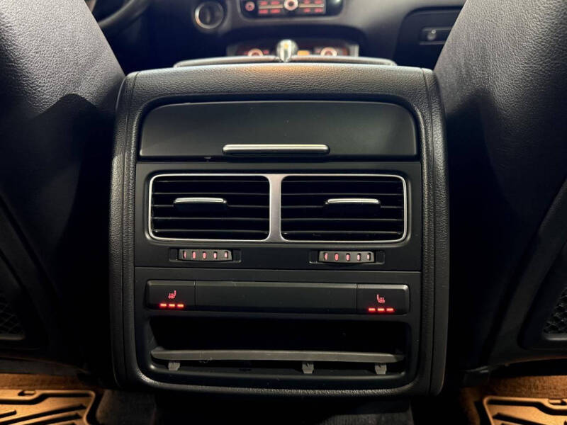 2012 Volkswagen Touareg