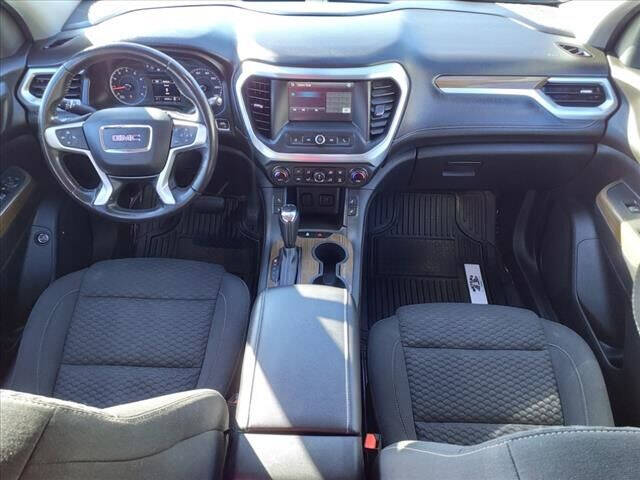 2019 GMC Acadia SLE-2