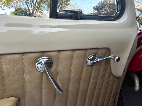 1949 Oldsmobile Futuramic 76