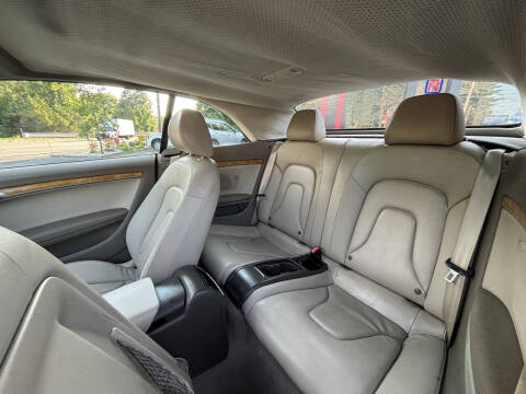 2010 Audi A5 2.0T quattro Premium