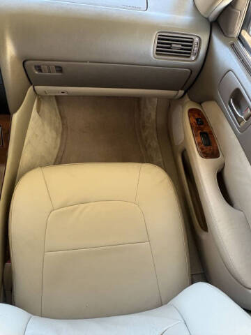 1995 Lexus LS 400