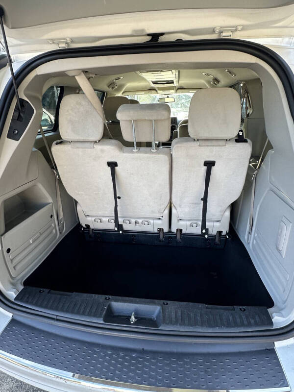 2013 Chrysler Town and Country Touring