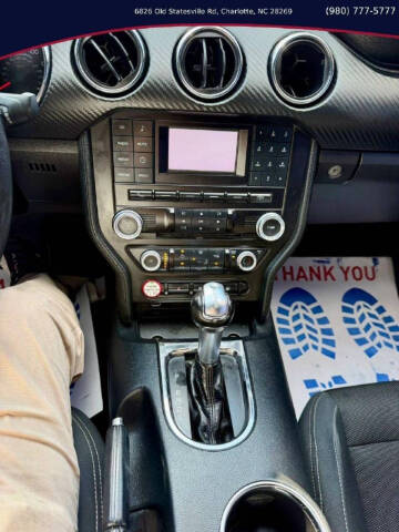 2015 Ford Mustang V6
