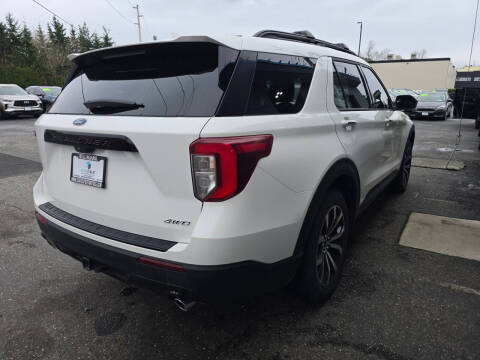 2024 Ford Explorer ST-Line