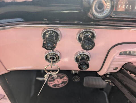 1955 Ford Sunliner