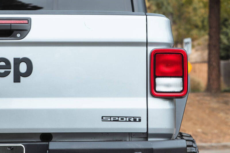 2020 Jeep Gladiator Sport S