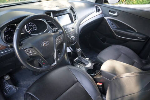 2017 Hyundai Santa Fe Limited