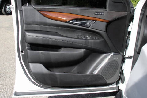 2020 Cadillac Escalade ESV Luxury