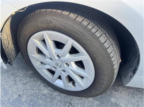 2012 Toyota Prius v Three