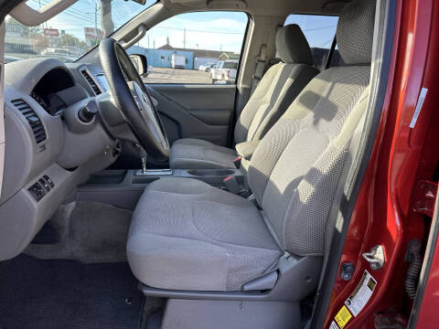 2016 Nissan Frontier SV