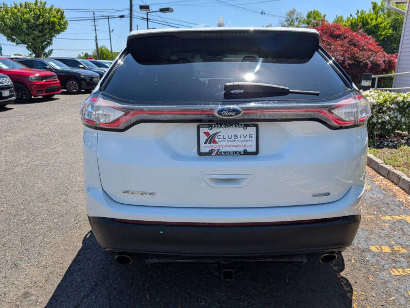 2018 Ford Edge SE
