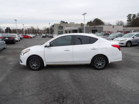 2016 Nissan Versa 1.6 SV