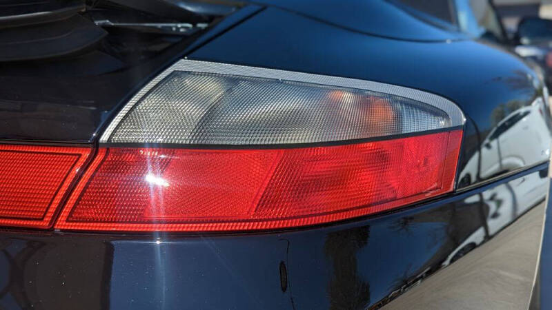 2004 Porsche 911 Carrera 4S photo 48