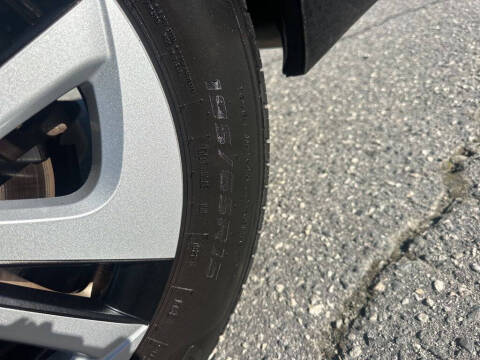 2018 Toyota Prius Three