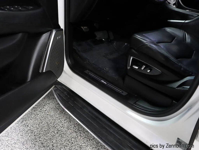 2018 Cadillac Escalade ESV Luxury