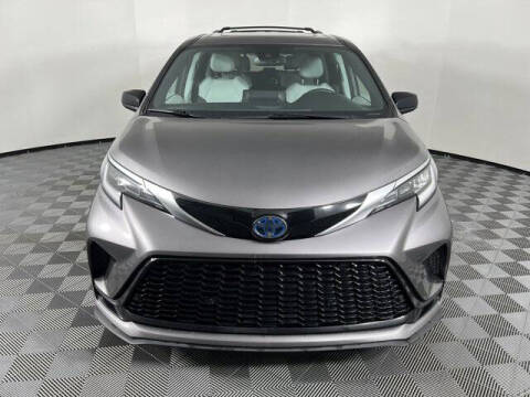 2022 Toyota Sienna XSE 7-Passenger