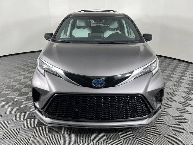 2022 Toyota Sienna XSE 7-Passenger