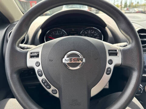 2015 Nissan Rogue Select S